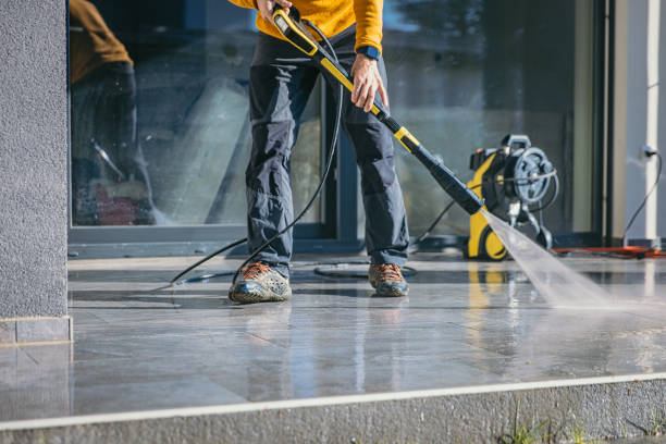 Best Concrete Pressure Washing  in Monroeville, AL